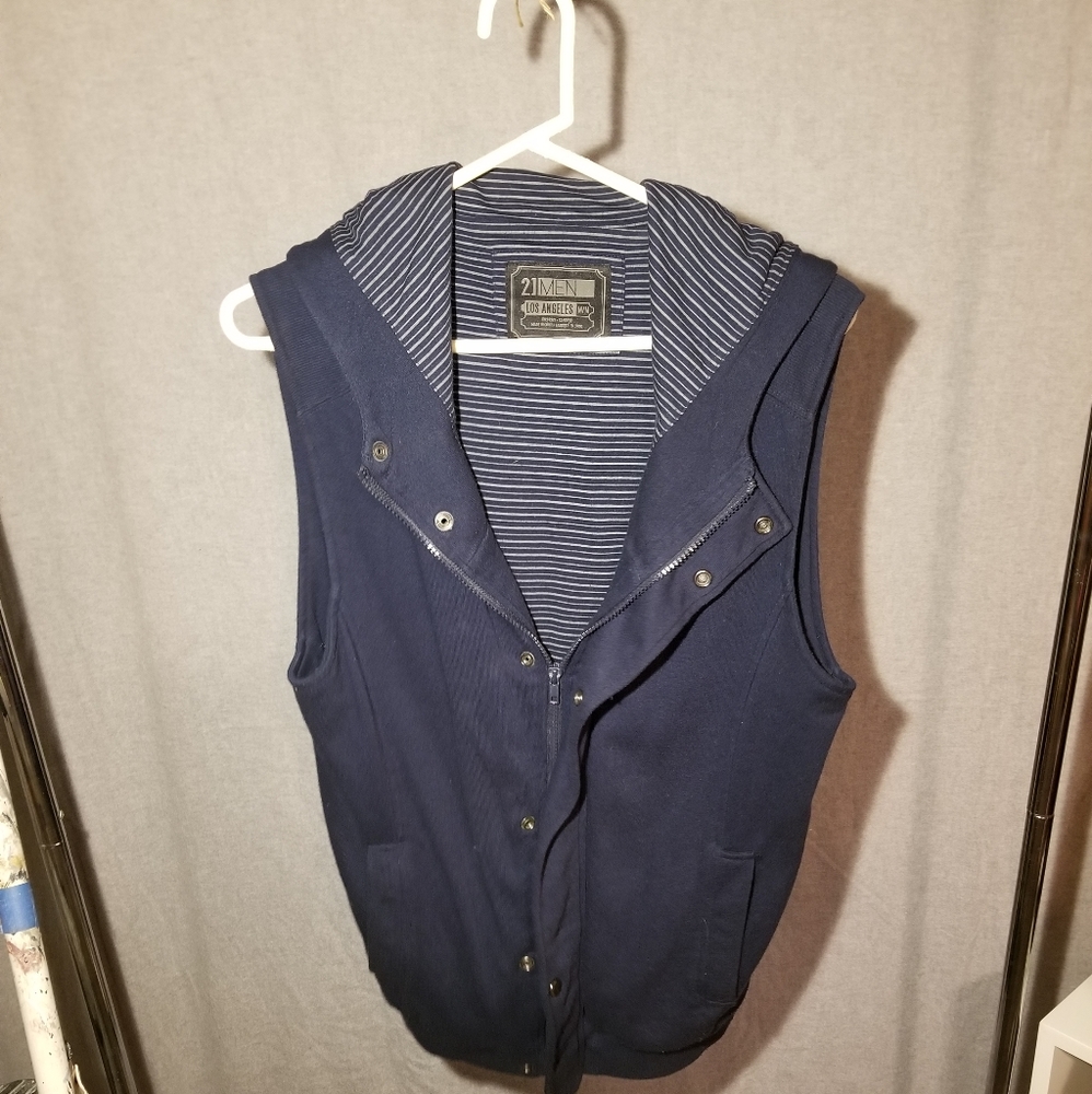 Sleeveless Zip-Up Hoodie